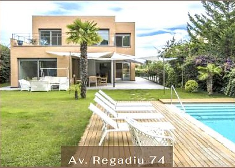 Av. Regadiu 74